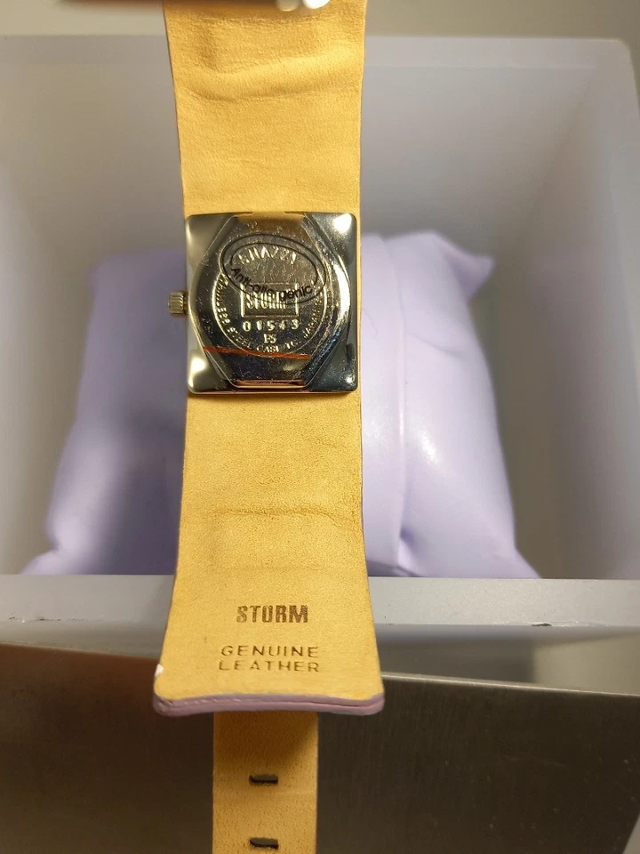 Reloj Pulsera Storm Snazzy Cuero Púrpura Metálico en Caja - Necesita Reemplazo de Batería Foto 3 de 4