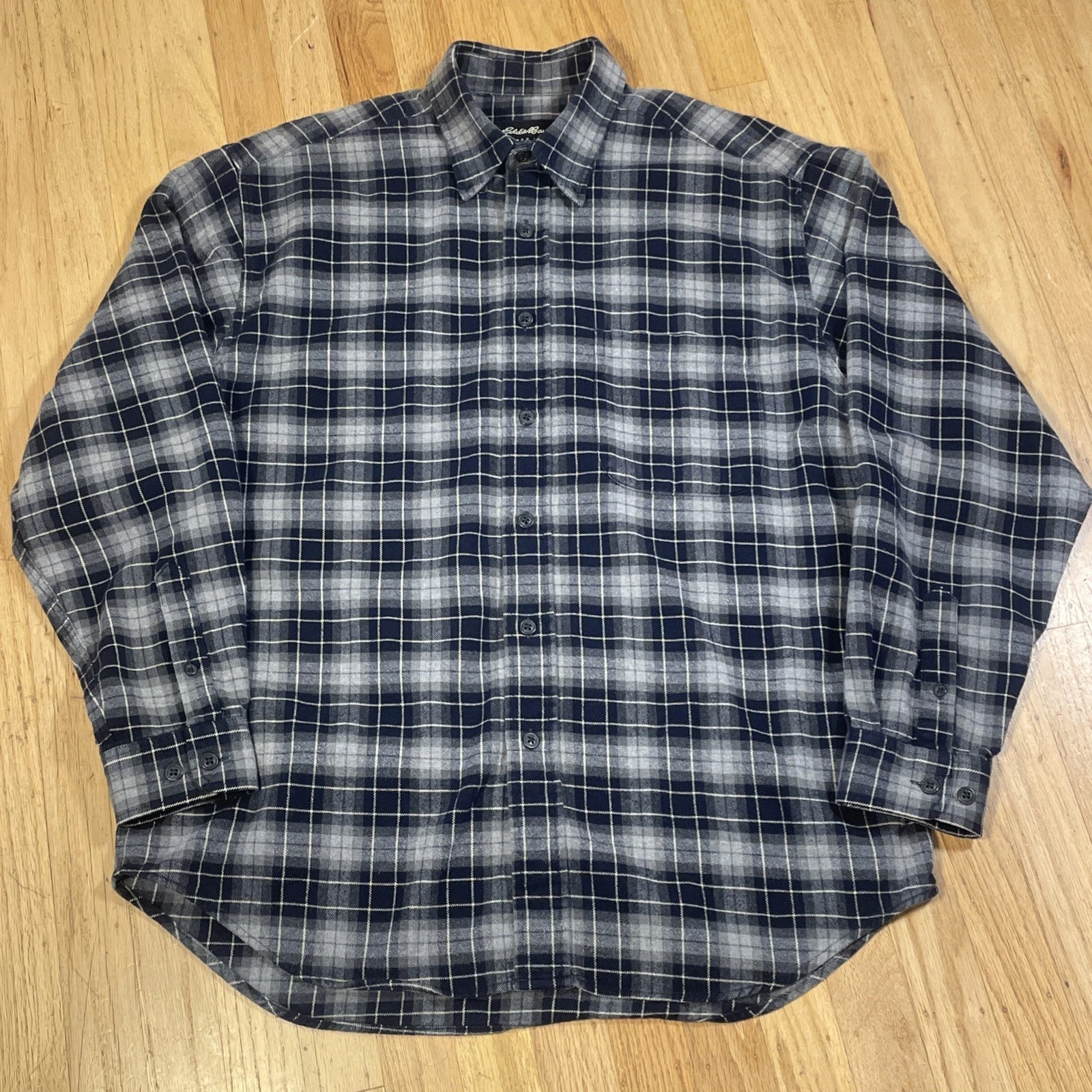 Eddie Bauer Vintage Shirt Mens Medium Gray Long Sleeve Button Outdoor Flannel
Opens in a new window