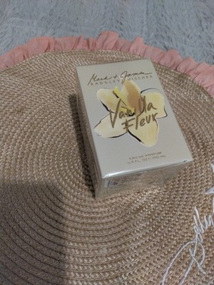 Badgley Mischka Vanilla Fleur Eau de Parfum Spray 3.4 fl oz Vanilla Bergamot