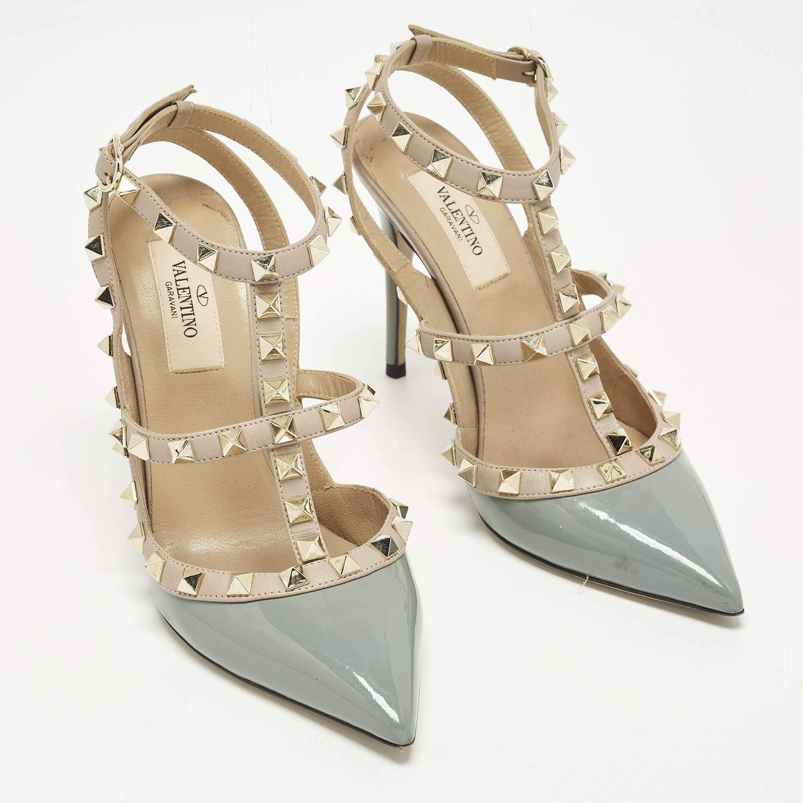 Valentino Rockstud Size 36 BeigeLight Blue Leather and Patent Leather Pumps thumbnail 4