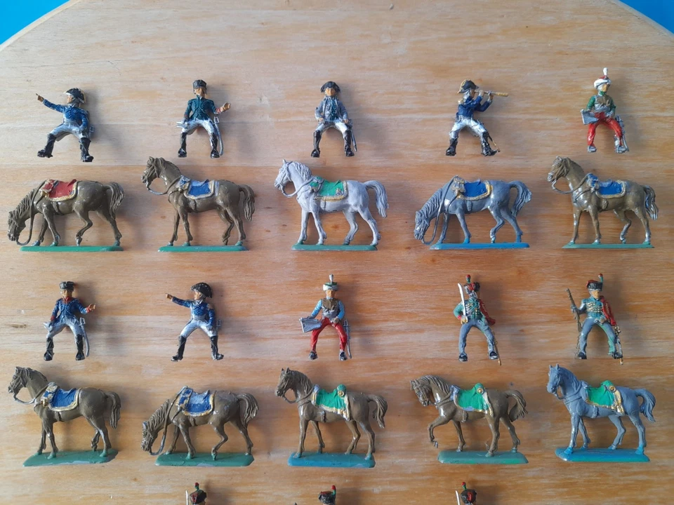38 pc x Italeri 1/72 FRENCH IMPERIAL GENERAL STAFF Napoleonic figures Set 6016 - Image 2 of 4