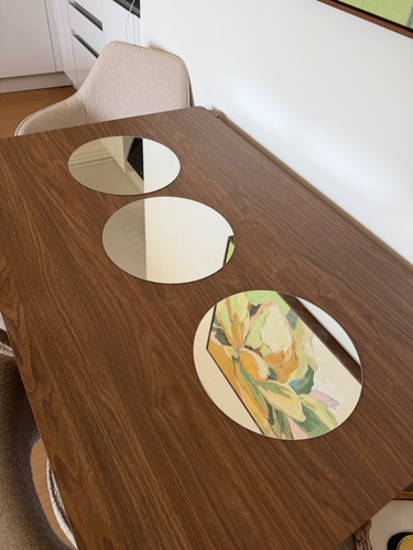 round mirror table decor