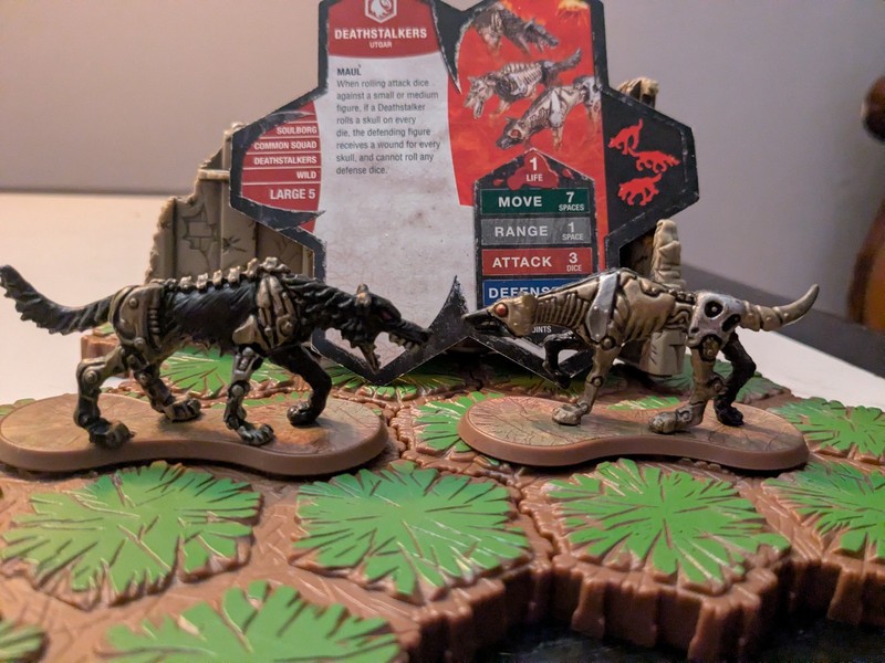 Heroscape Deathstalkers Figure Set With Card MISSING FIGURE, 2/3 FIGURES ANDCARD