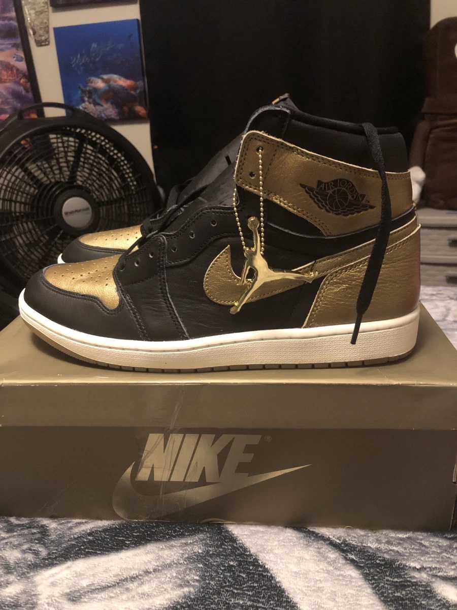 Preços baixos em Jordan 1 Retro OG High Black Gold | eBay