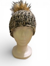 Chunky Knit Beanie Hat with Faux Fur Pom Pom