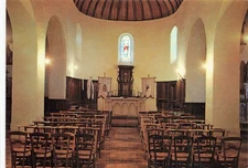 32 MAGNAN INTERIOR OF THE CHURCH