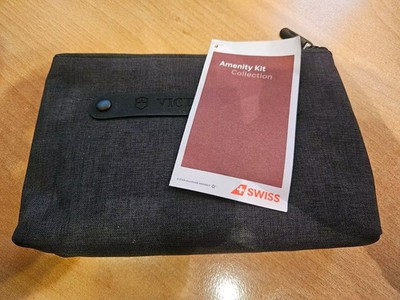 Swiss Air - Business Class Amenity Bag. Versiegelt und nie geöffnet. Circa 2018/19