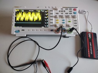 FNIRSI 1014D Digitales Oszilloskop mit zwei Kanälen und Signalgenerator und Akku
