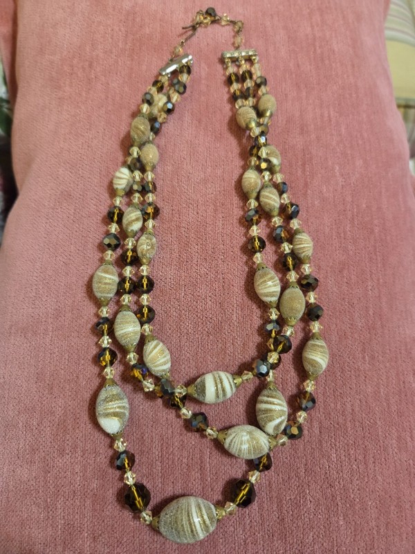 Vintage  Glass Beaded Crystal Necklace...Very Beautiful And Adjustable