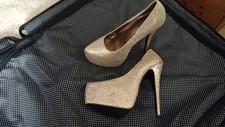 Bebo Size 5 Platform High Heel Shoe