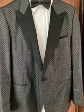 Tasteful sparkly quality jacket impress your fellow guests