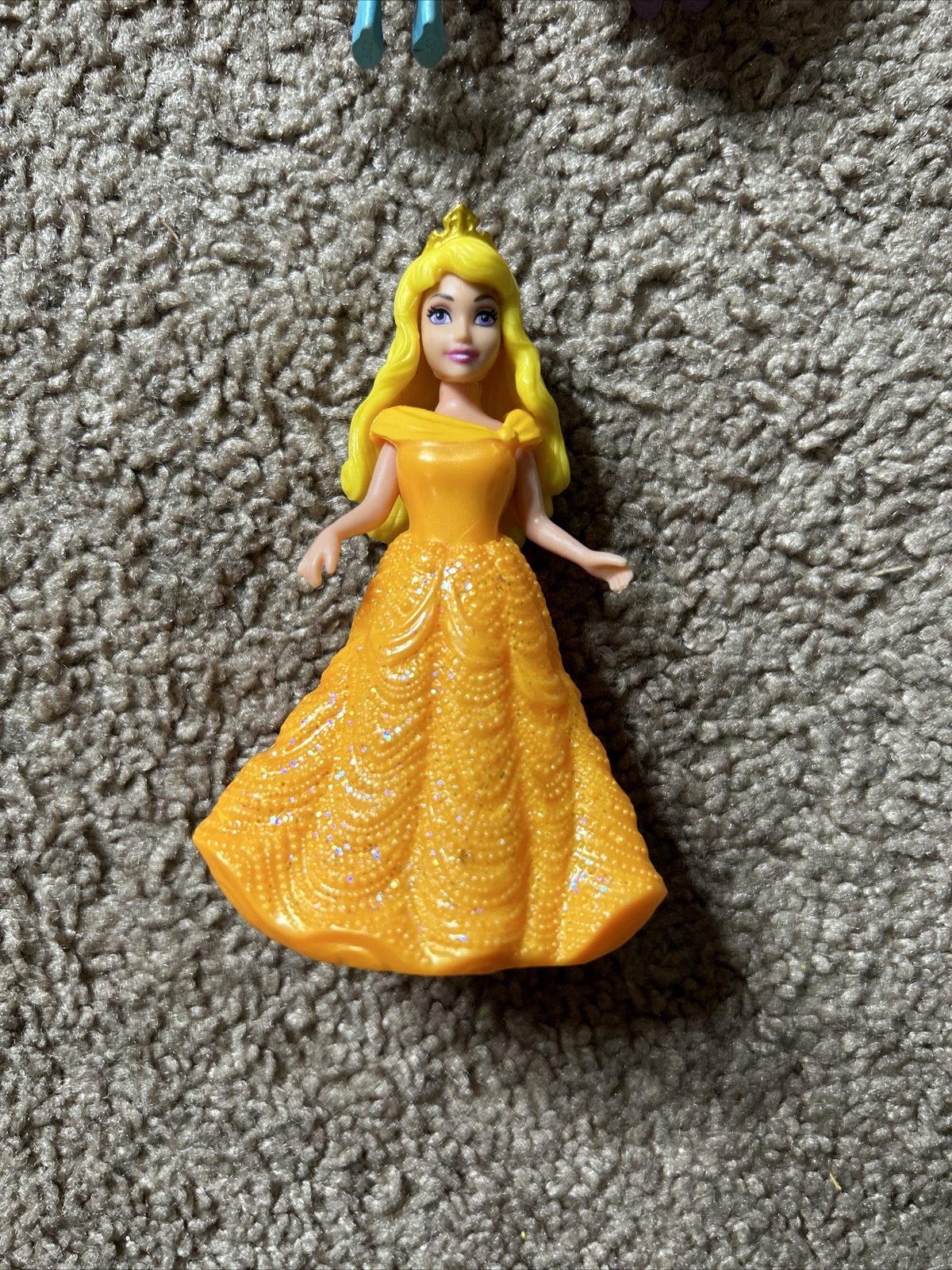 Disney Princess Magic Clip LOT of 4 Dolls with 1 Removable Dress 4&rdquo; Polly Pocket
