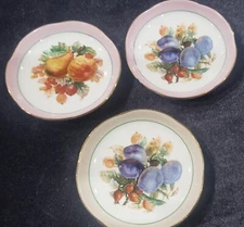 Pre-owned Set of 3 Copeland Spode England Mini Plates Fruit Design Peach Prune