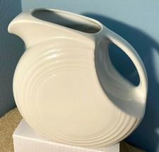 White Fiestaware Homer Laughlin Water Juice Disc Pitcher-7.5"-EUC-with small "f"