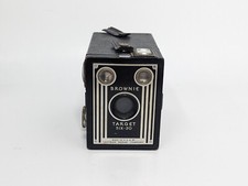 Vintage Art Deco 1940s Eastman Kodak Brownie Target Six-16 Box Camera Untested