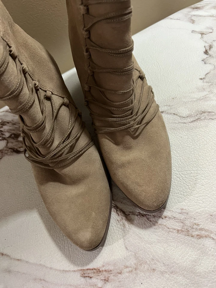 Botines de gamuza de vaca beige Sole Sole Society talla 10 M Foto 3 de 4