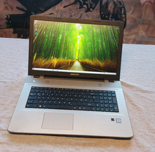 17" Zoll Medion Akoya E7420 (Intel i3 (6th Gen.)*8 GB Ram*128 GB SSD + 1TB HDD)