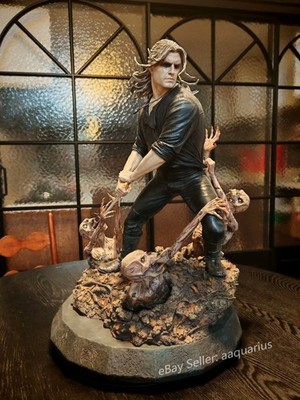 Weta Workshop The Witcher Geralt White Wolf 1/4 Scale Statue