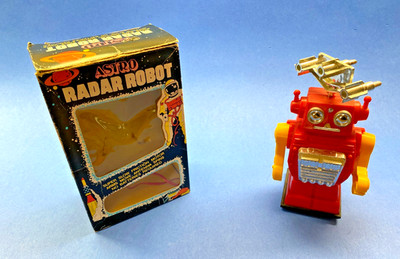 ASTRO RADAR ROBOT 6 1/2'' Friction Motor, Antenna, Arms Move, Original Box  WORKS