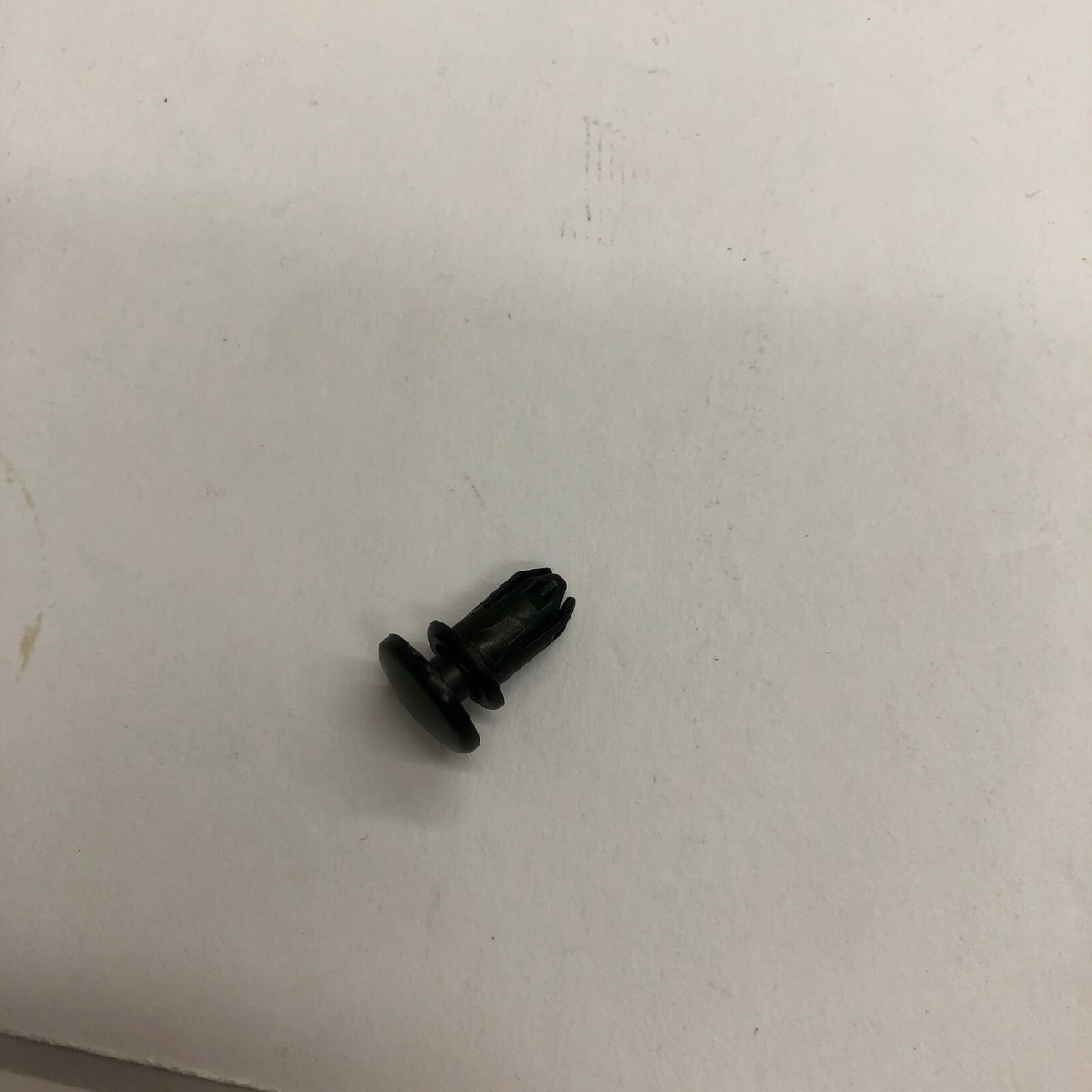 NOS OEM Kawasaki Rivet 2002-10 Z750 Z1000 ZX-6RR ZX-12R P/N 92039