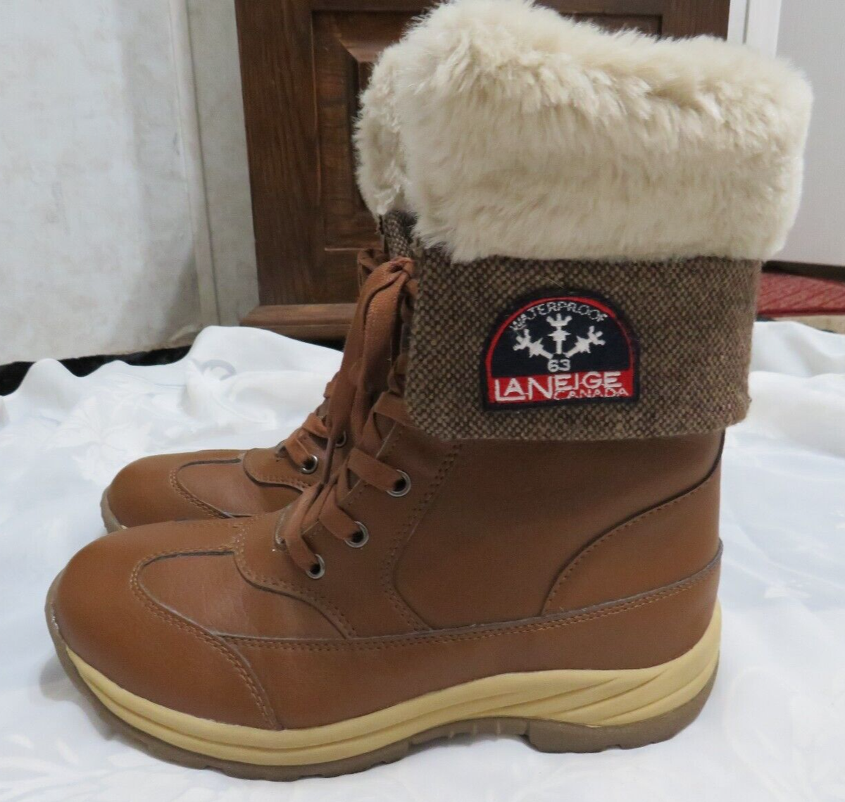 WOMENS LANEIGE CANADA WATERPROOF BROWN COLD WEATHER BOOTS 