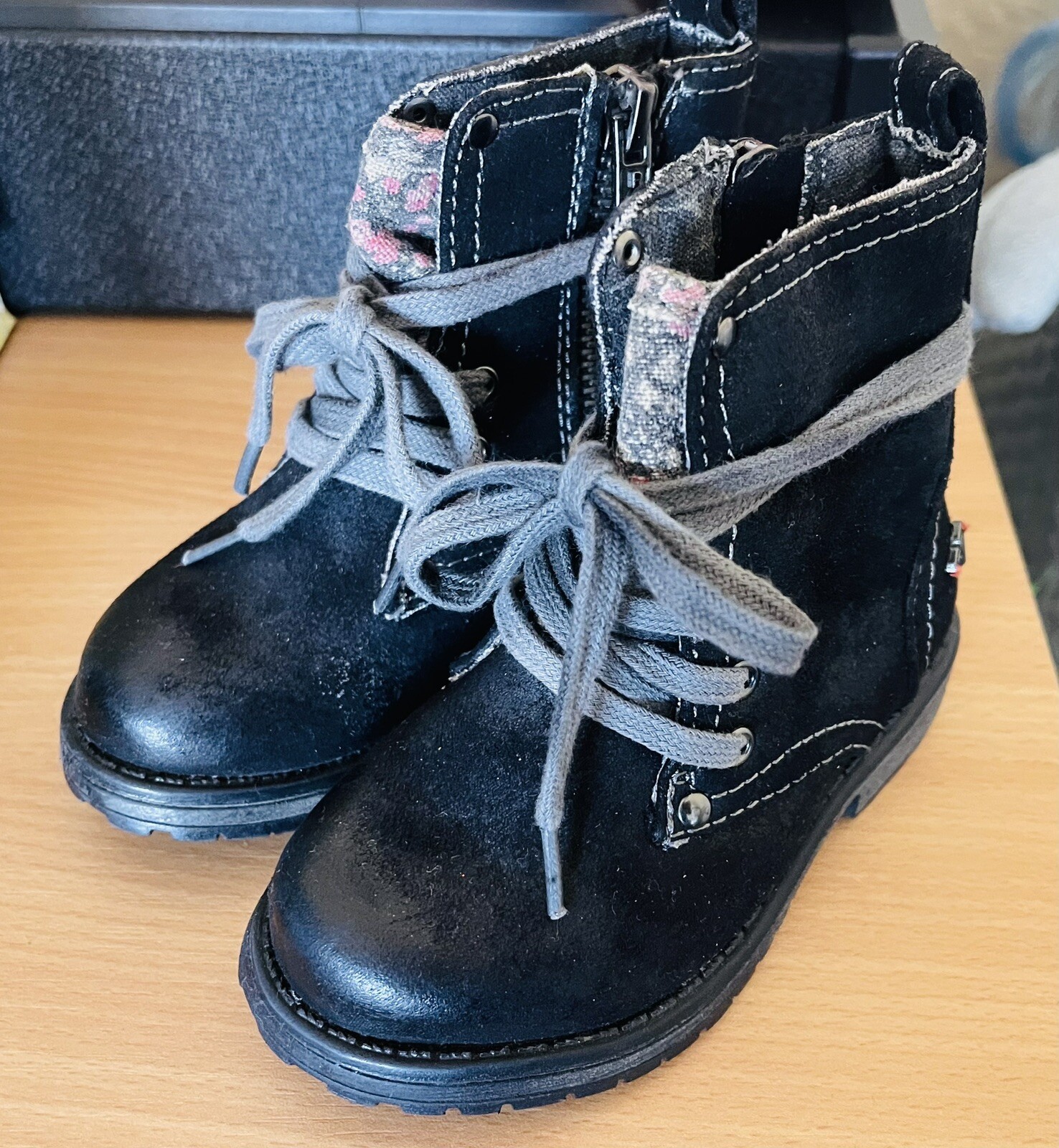 Roxy Toddler GIRLS Mountain & The Seas BLACK Faux Suede Distressed BOOTS size 6