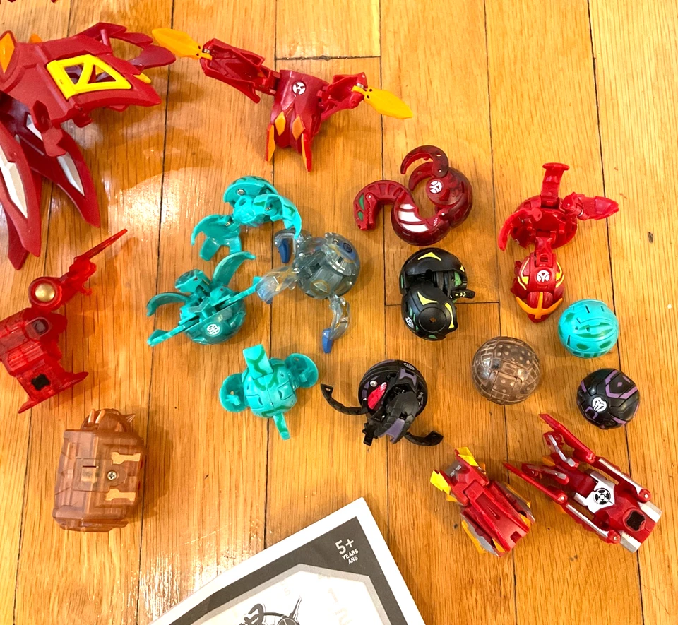 Bakugan Battle Brawlers Mixed Lot with Cards And Dragonoid Colossus - Image 3 of 4
