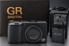 Ricoh GR Digital II 10.1MP CCD Sensor Premium Compact Camera [ Near Mint ] w/Box