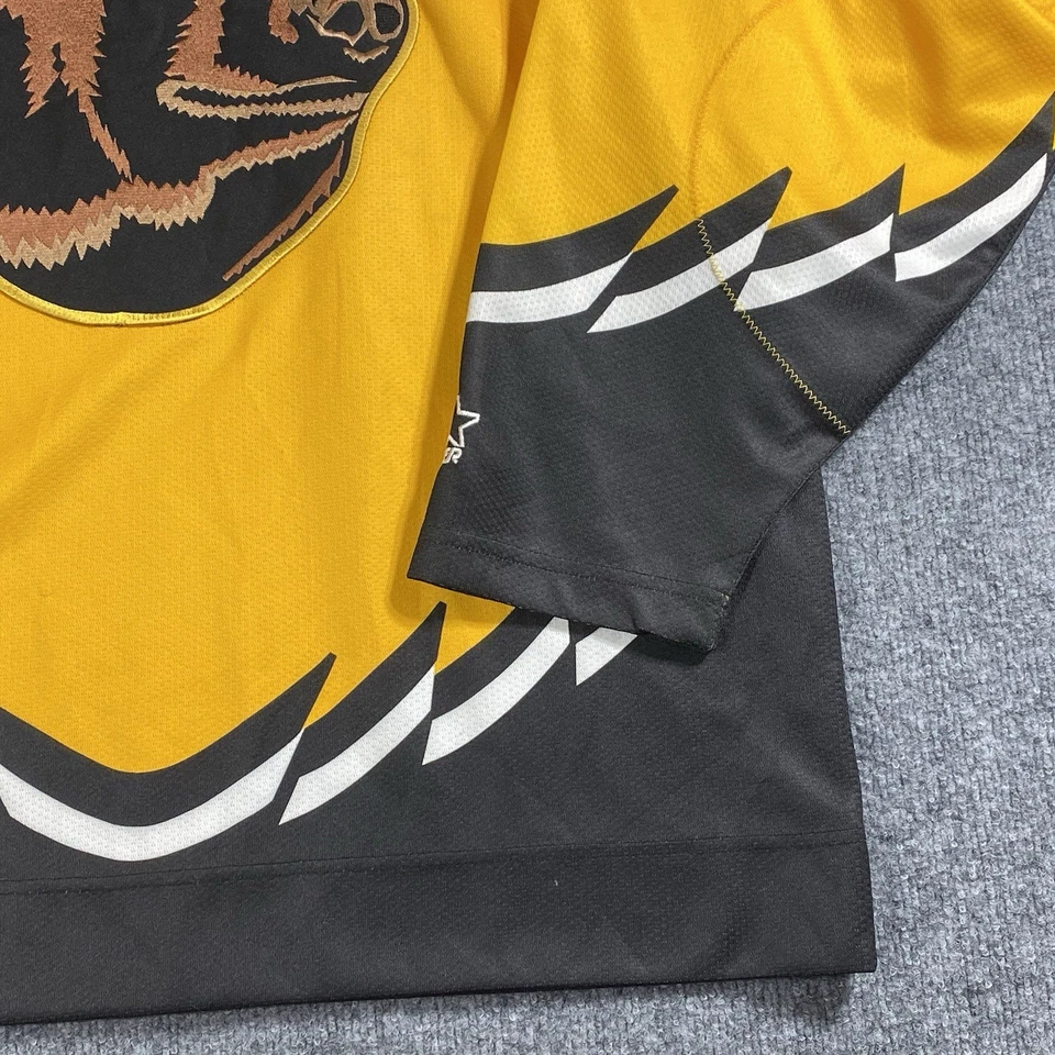 Camiseta De Colección Starter Boston Bruins Pooh Bear Adulto Talla XL Amarilla NHL ¡Excelente! Foto 3 de 4