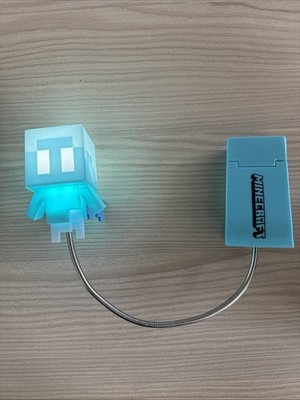 Paladone Minecraft Allay Buchleuchte zum Anklemmen