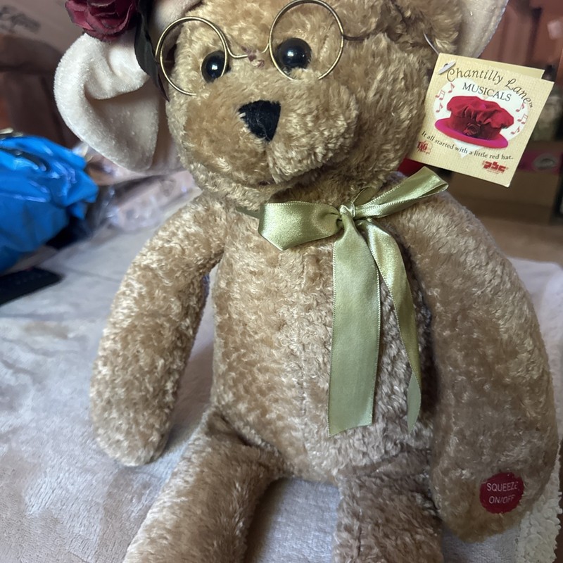 PBC Chantilly Lane Bear ROSE Bear w/ wire frame glasses.. Sings In My Life.  