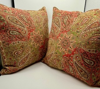Pottery Barn Pair of Jacquard Wool/Cotton Pillows 18x18 Paisley Vintage Zip