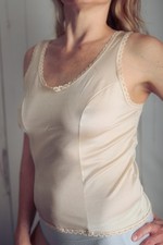 Cabernet Vintage Fitted Silky Soft Satin Cami Camisole 34 Small Ivory USA-made