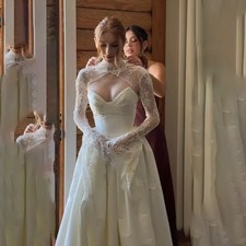 Off Shoulder Lace Mermaid Wedding Dress Appliques Long Sleeve Bridal Gown