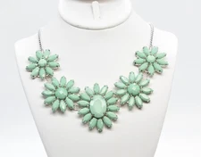 22" Silver-T Sea Foam Green Flower Bib Chain Necklace Prong Set Faceted Lucite