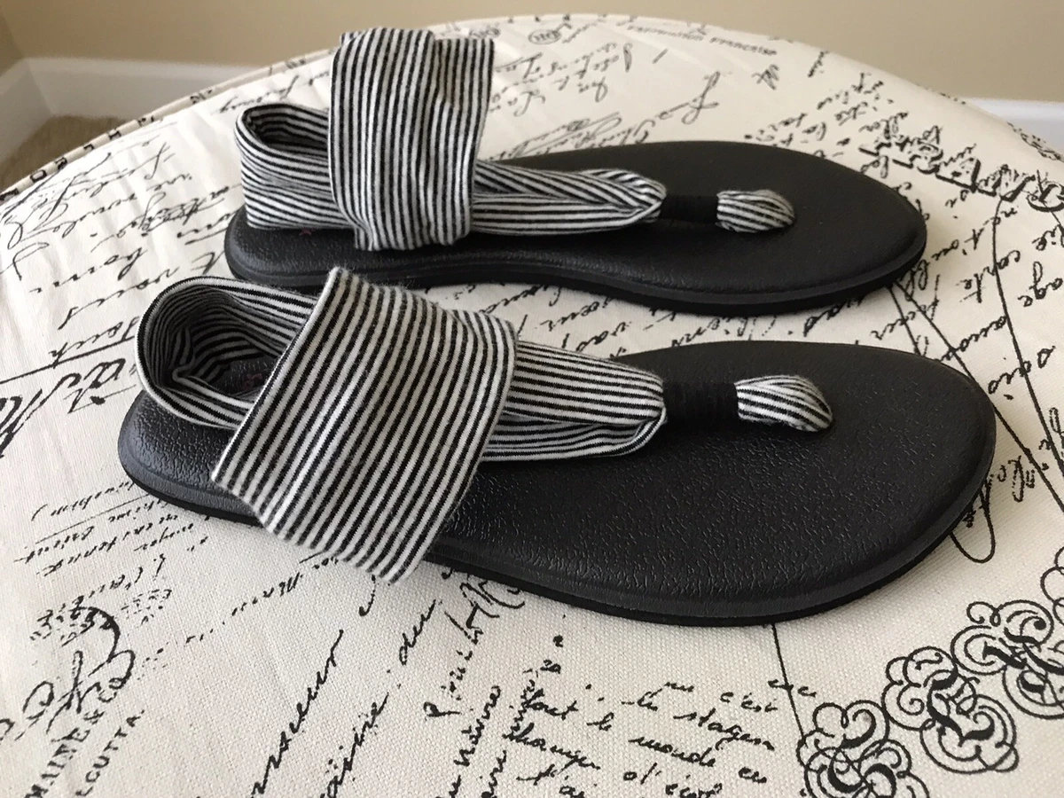 Sanuk yoga sling girls hotsell