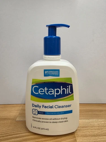 OLD FORMULA: Cetaphil Daily Facial Cleanser, Normal to Oily Skin, 16 Fl Oz