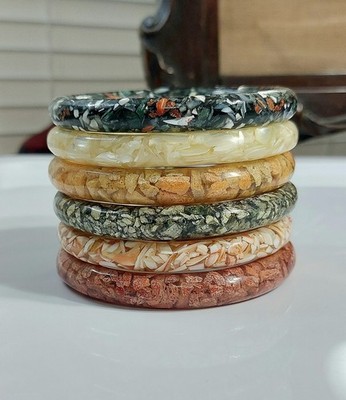 Vintage Lucite Bangles Set Coral Sea Shell Inlay - Rare Find Jewelry