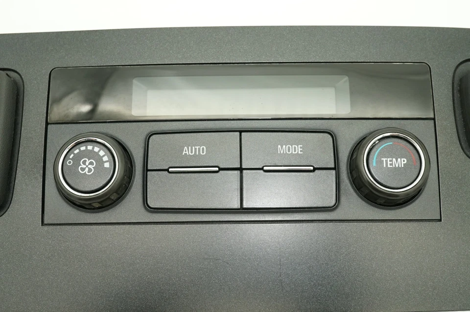 🔅2015-2023 CHEVROLET SUBURBAN OEM. AUXILIARY HEATER & AIR CONDITIONER CONTROL - Image 3 of 4
