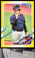 2021 Topps #34 Roberto Perez Yellow - DAD