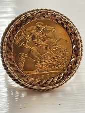 1982 Gold Half Sovereign Ring-9 Grams-Vintage Jewellery.