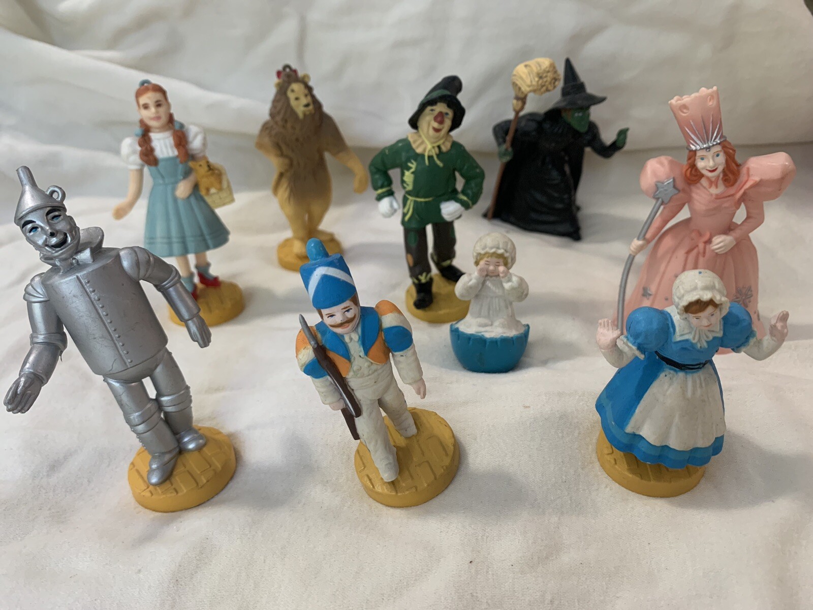WIZARD OF OZ LOT OF 9 Vinyl FIGURINES eBay