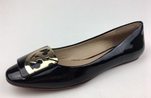 tory burch square toe