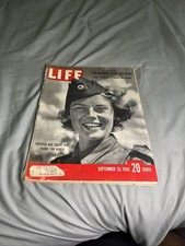LIFE MAGAZINE SEPTEMBER 25 1950 RED CROSS GI WILKES BARRE PA TRAIN WRECK 🔥