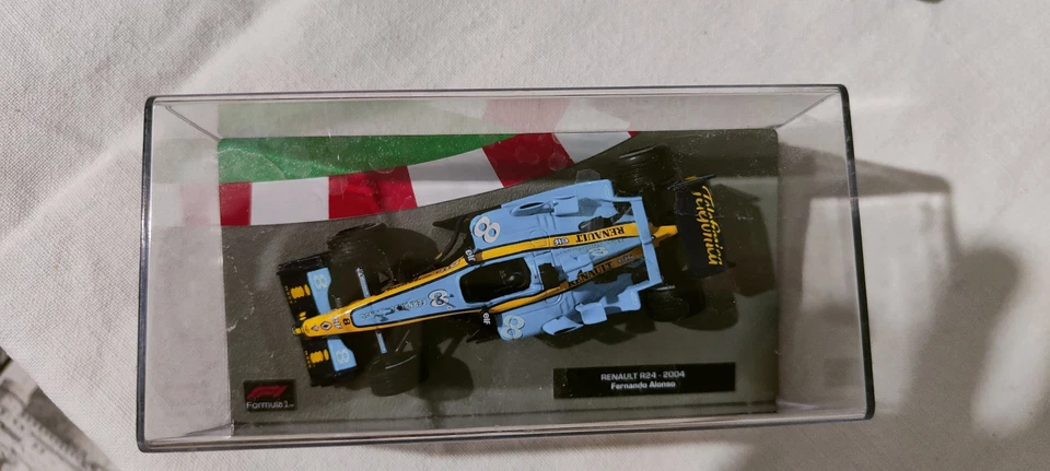 Modellino F1 Renault R24 - 2004 Fernando Alonso 1:43 - Immagine 2 di 2