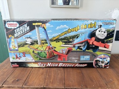 2016 Thomas And Friends Sky High Bridge Jump New Old Stock Open Box Complete