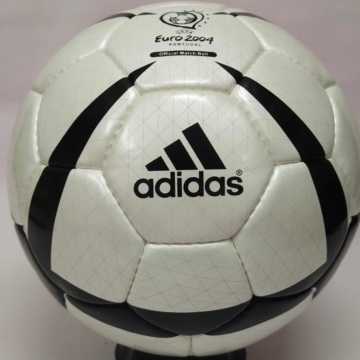 Adidas Special Euro 2004 Portugal Roteiro Official Match Ball