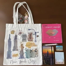 SALE NY souvenir tote bag book etc #3c9251