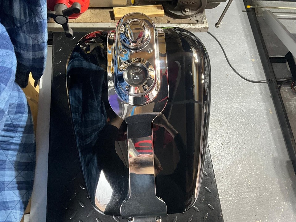 Harley Davidson FXD dyna fuel tank 992005 eBay