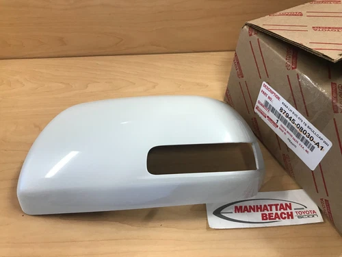 13-20 TOYOTA SIENNA XLE DRIVER MIRROR COVER 87945-08030-A1 WHITE 070 GENUINE